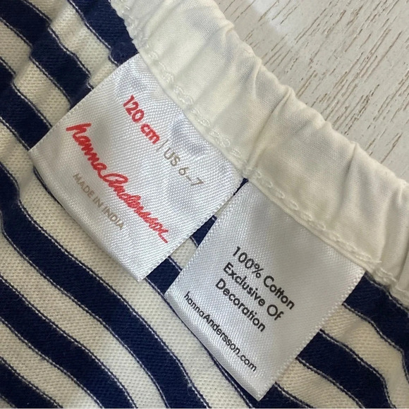 Hanna Andersson Striped Romper Blue Navy Stripe Eyelet 120 / US 6-7 - Picture 5 of 6
